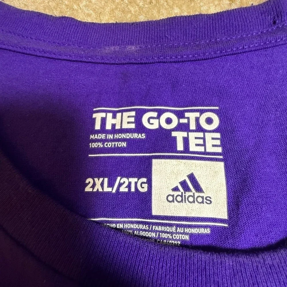 Adidas Los Angeles Lakers Traditional Logo NBA Shirt 2XL Basketball Fan‎ Apparel